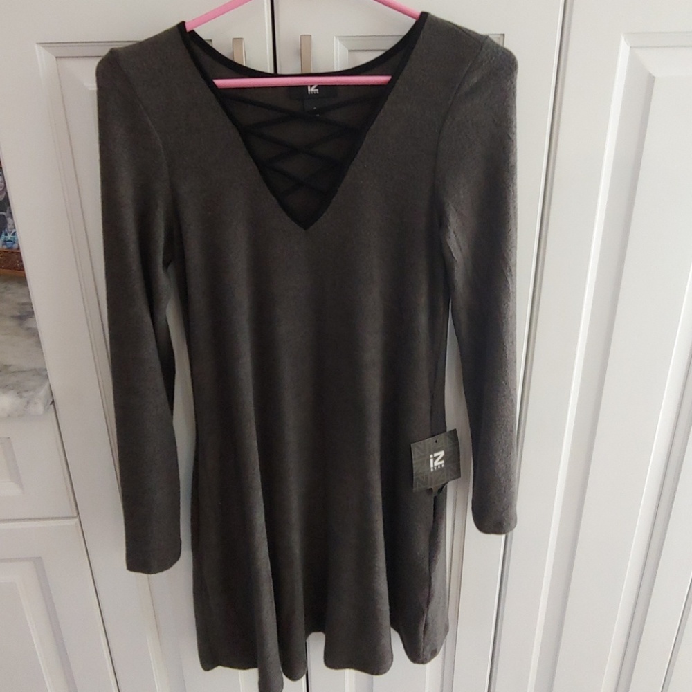 Iz buyer long sleeve dress